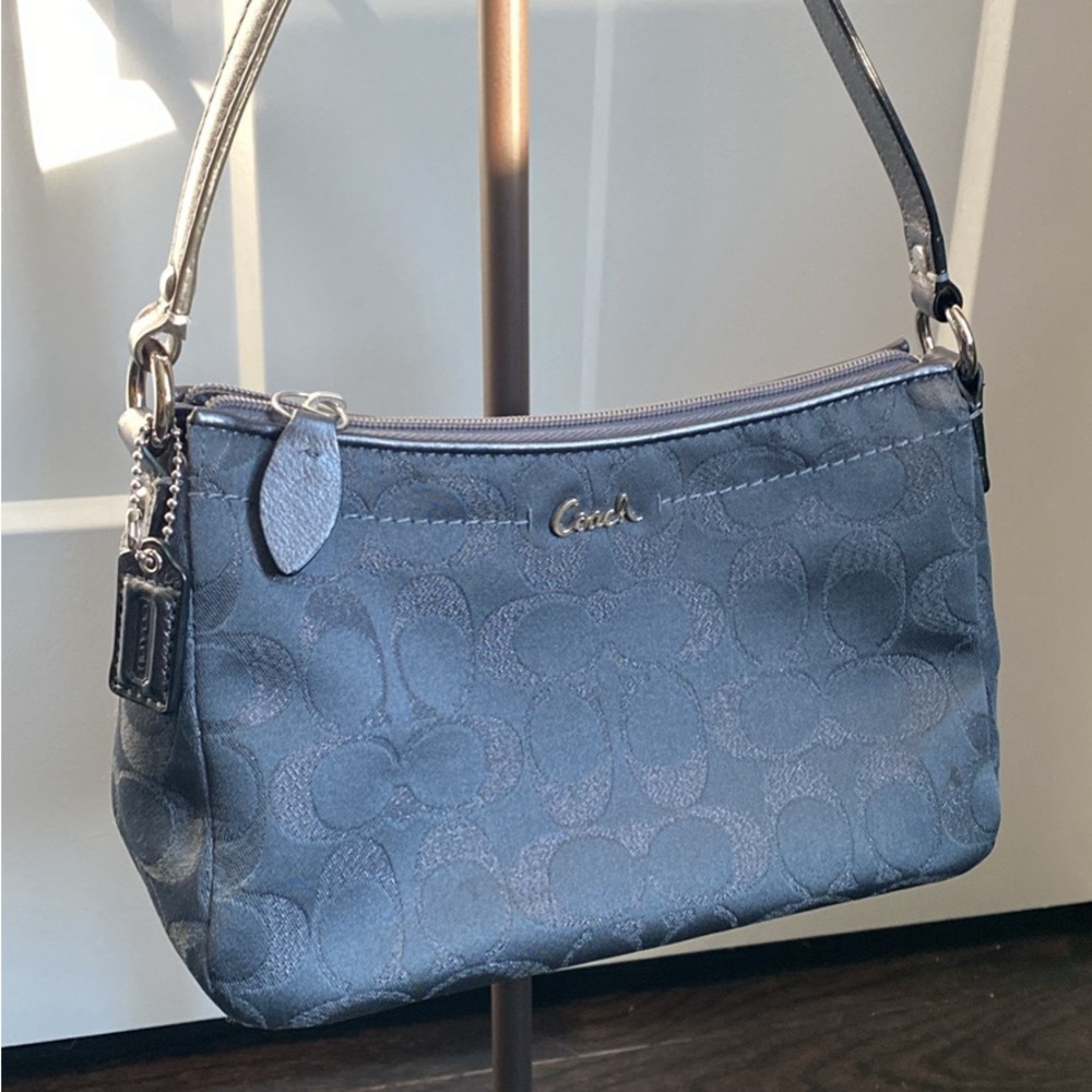 Coach small gray canvas signature small shoulder bag.